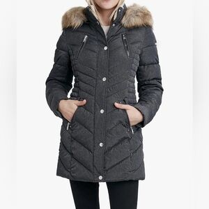 Laundry By Shelli Segal Gray Quilted Puffer Jacket with Faux Fur Trimmed Hood